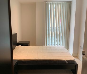 1 Bed Flat, Dowells Street, SE10 - Photo 1