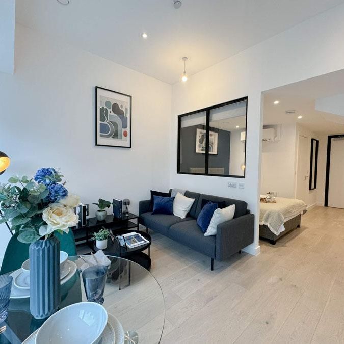 Studio to rent - Photo 1