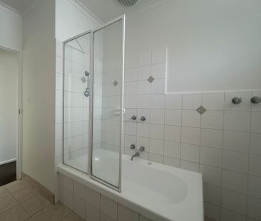 6 / 11 Truganini Road, CARNEGIE - Photo 4