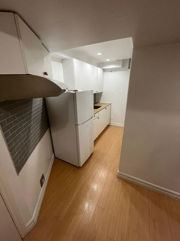 For Lease - 10 ROYAL PARK Boulevard, Barrie, Ontario - Photo 2