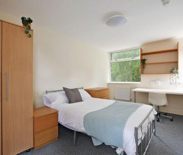 Student Apartment 3 bedroom, Ecclesall Road, Sheffield - Photo 3