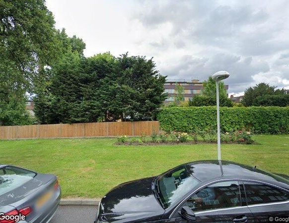 Studio Flat, Eagle Lodge, NW11 - Photo 1