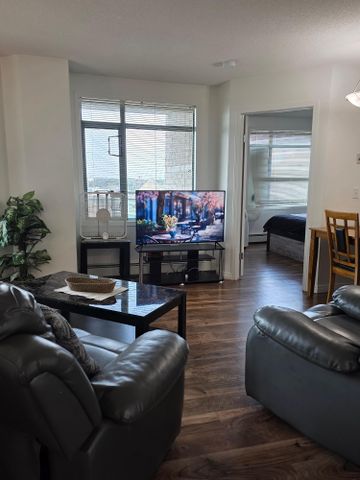All-Inclusive Executive Two Bedroom Condo Downtown Calgary - Photo 2