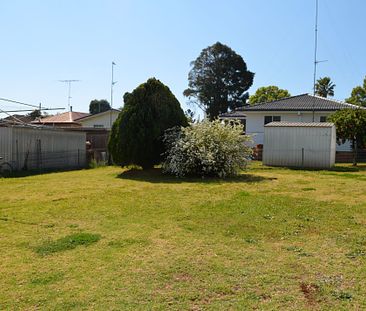 Charming Two Bedroom Home in Rangeville - Photo 1