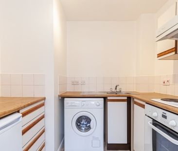 Cameron Court, Banbury - Photo 3