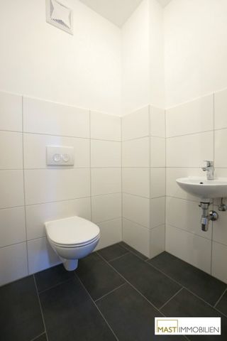 PROVISIONSFREI --- Beeindruckend aufgeteilte 2 Zimmer Garten Wohnung inkl. EWE Einbauküche in Pixendorf - Foto 3
