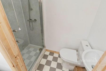 Room in a Shared House, King Johns Road, BS15 - Photo 5