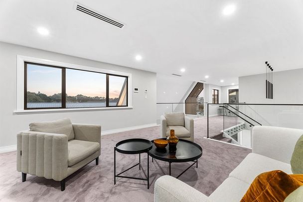 Stunning 5BR Wainui Oasis w/ Pool - Photo 1