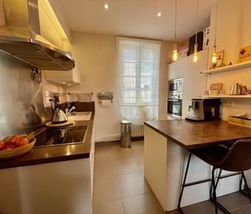 Location Appartement 6 pièces 129m² AUXERRE 89000 - Photo 4