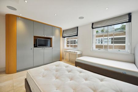 4 bedroom apartment to rent - Photo 4