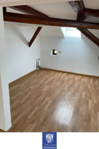 Himmlische Dachwohnung mit grüner Umgebung! Tageslichtbad! - Photo 3