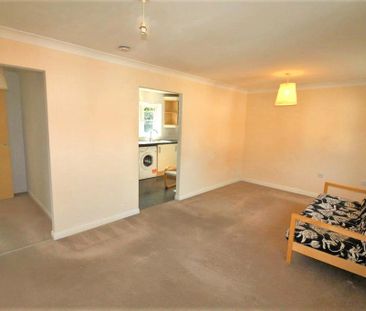 2 bedroom maisonette to rent - Photo 4