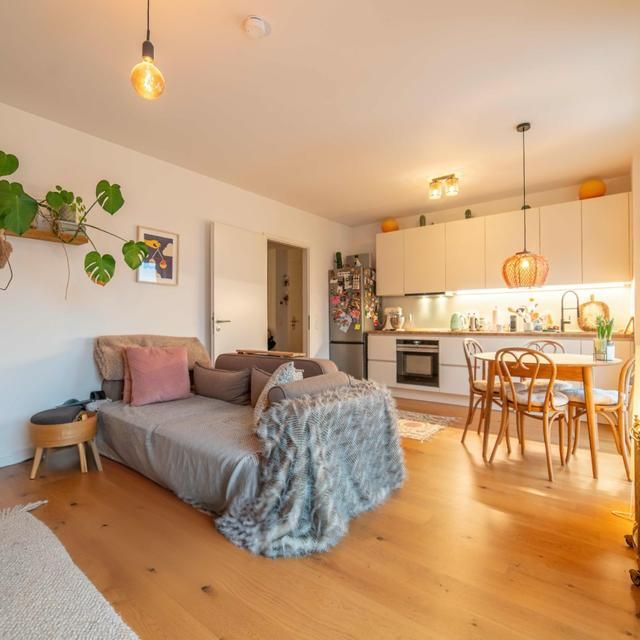 Modern 3-Room Penthouse with Two Balconies - Photo 1