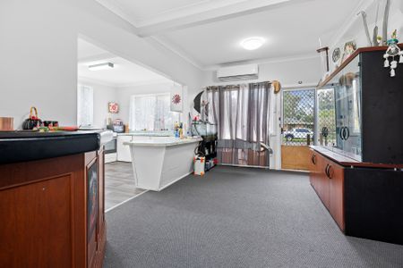 Spacious Home in Lemon Tree Passage - Photo 2