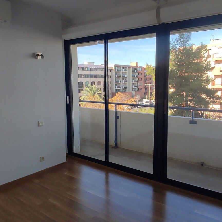 Location Appartement 4 pièces 92m² PERPIGNAN 66000 - Photo 1