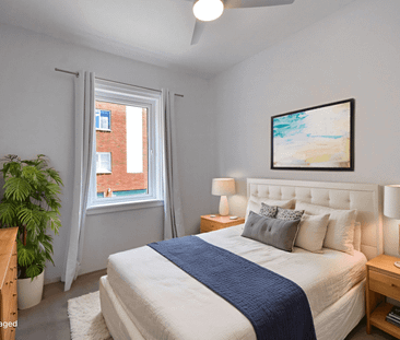 BOUTIQUE BEACH RETREAT WITH NORTH-FACING BALCONY - Photo 4