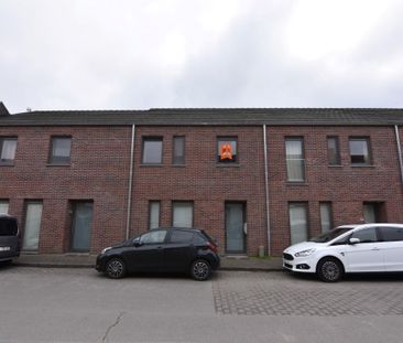Moderne woning met diepe tuin en aparte garagebox - Photo 3