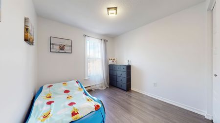 For Lease - 2440 Bromsgrove Road Unit# 77, Mississauga, Ontario - Photo 4