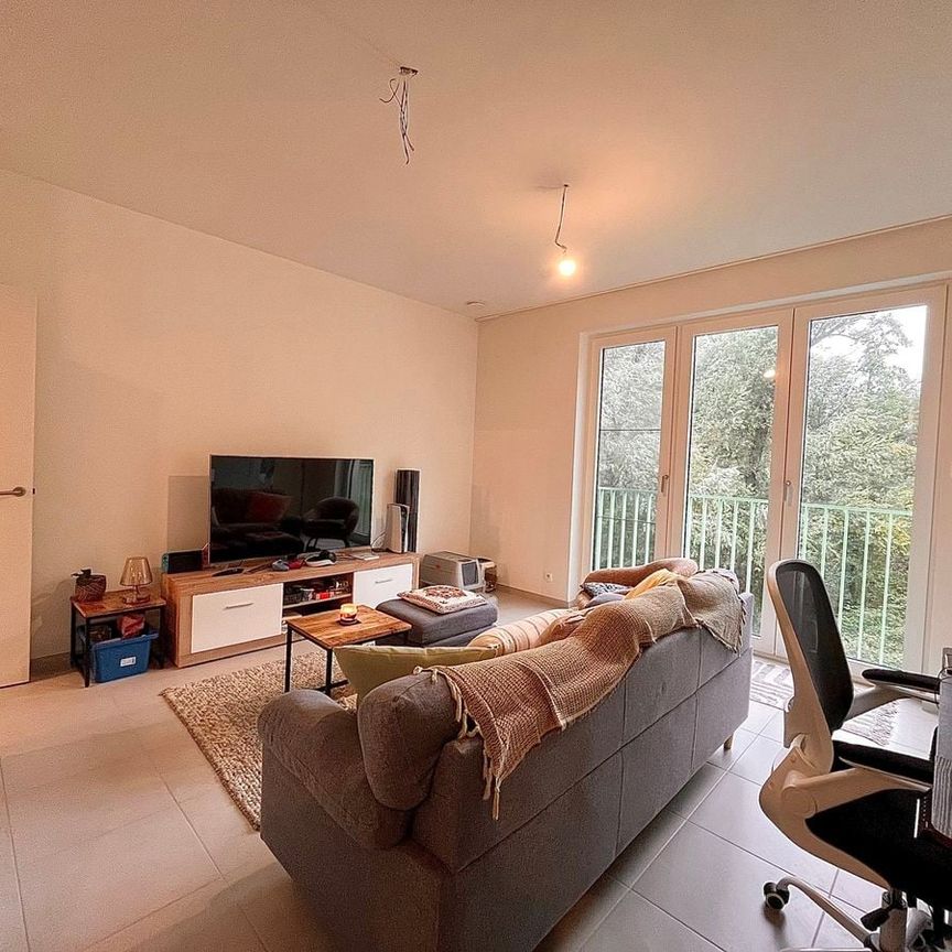 Appartement te huur in Sint-Denijs-Westrem voor € 1.050 met 2 slaapkamers - Photo 1