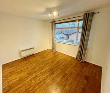 1 Bedroom Apartment To Let - Photo 1