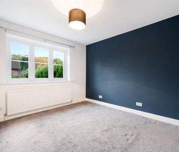 4 bedroom detached house to rent - Photo 5