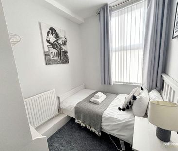 2 bed lower flat to rent in NE24 - Photo 2