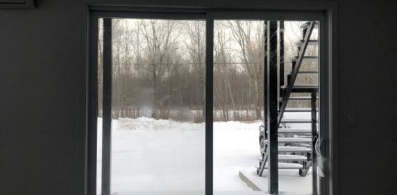 Logement 5 1/2 disponible maintenant - Photo 2