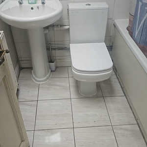 1 bedroom in a house share to rent - Photo 3