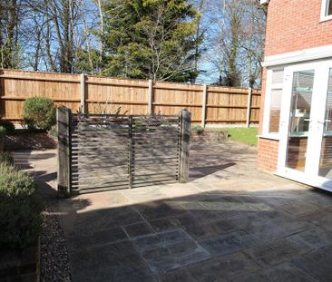 4 bedroom detached house to rent - Photo 3