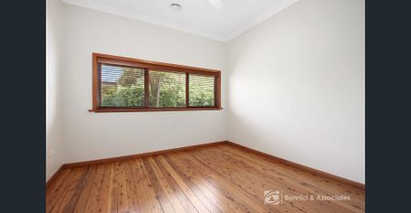 SOUGHT-AFTER EAST ALBURY - Photo 2