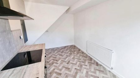 2 bedroom terraced house to rent - Photo 5