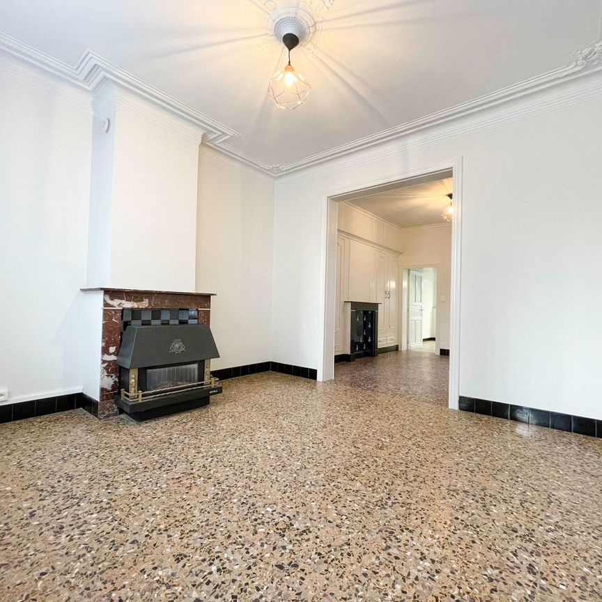 Instapklare woning met 3 slaapkamers en garage nabij het centrum van Tielt (Meulebeke)! - Photo 1