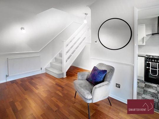 2 bedroom terraced house to rent - Photo 1