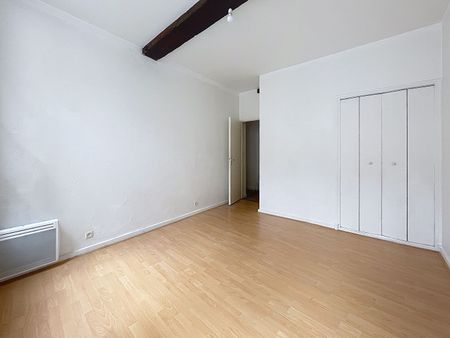 Location Appartement 3 pièces 56m² LA ROCHELLE 17000 - Photo 5