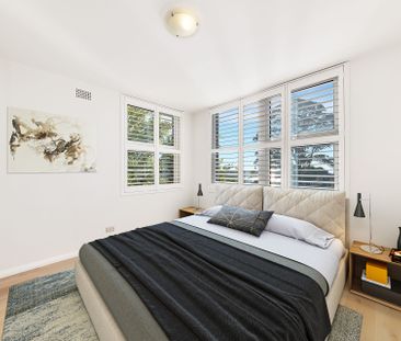 Two Bedroom Sun Filled Apartment With Water Views - Photo 6