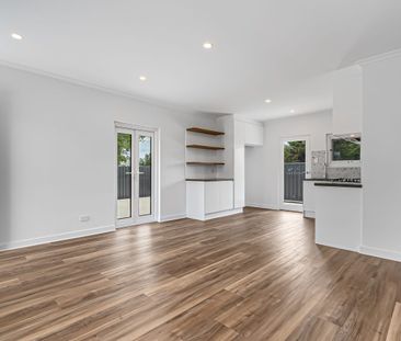 Stunning, fully renovated units now available - Don't miss out! - Photo 1