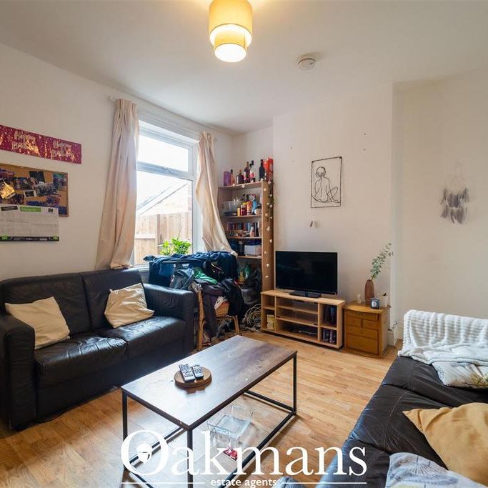 4 bedroom property to rent - Photo 1