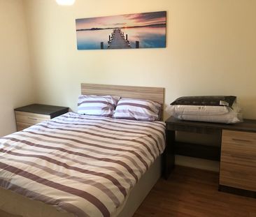 24 Rodney Close, Birmingham, B16 8DP - Photo 6