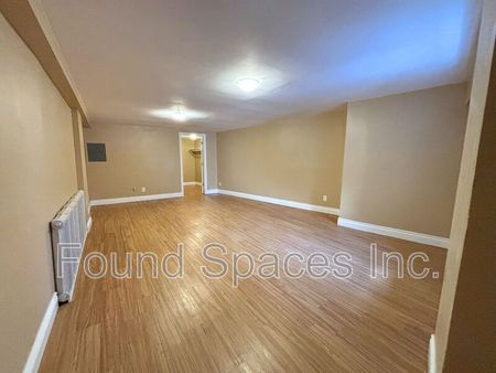 $1,695 / 2 br / 1 ba / 221 Ahrens St W unit 5 - Photo 2