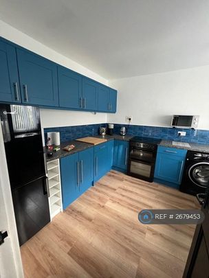 3 bedroom maisonette to rent - Photo 1