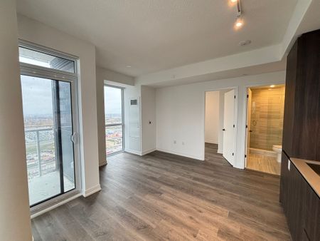 For Lease - 8 Interchange Way Unit# 2309, Vaughan, Ontario - Photo 3