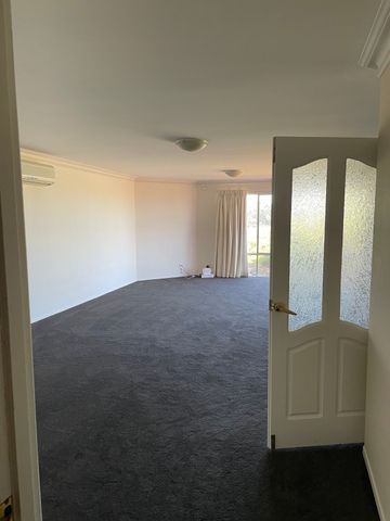 Quinns Rocks - Photo 2