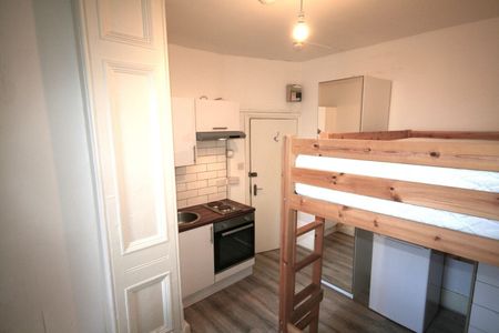 Bedsit, Clanricarde Gardens, W2 - Photo 2