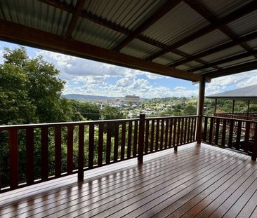 3 Bedroom Property In Great Location - Photo 1