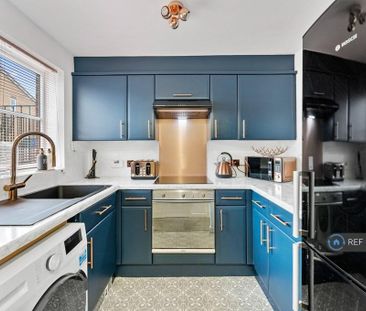 2 bedroom terraced house to rent - Photo 6