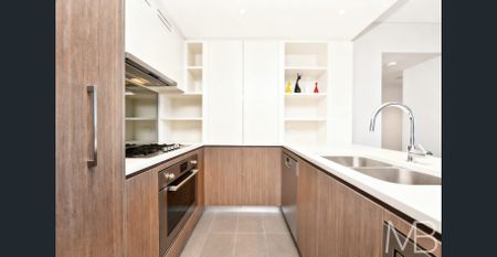 PENTHOUSE-STYLE APARTMENT WITH 270 DEGREE WATER & CITY VIEWS - Photo 3