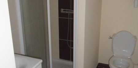 Location Appartement 1 pièce 24m² BOURGES 18000 - Photo 2