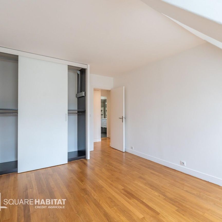 location Appartement T4 DE 121.8m² À PARIS - Photo 1