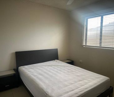 Furnished & Spacious Inner-City Apartment! - Photo 1