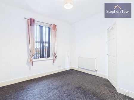 3 bedroom terraced house to rent - Photo 3